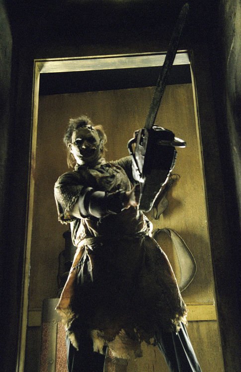 The Texas Chainsaw Massacre (2003) - Reeling Reviews
